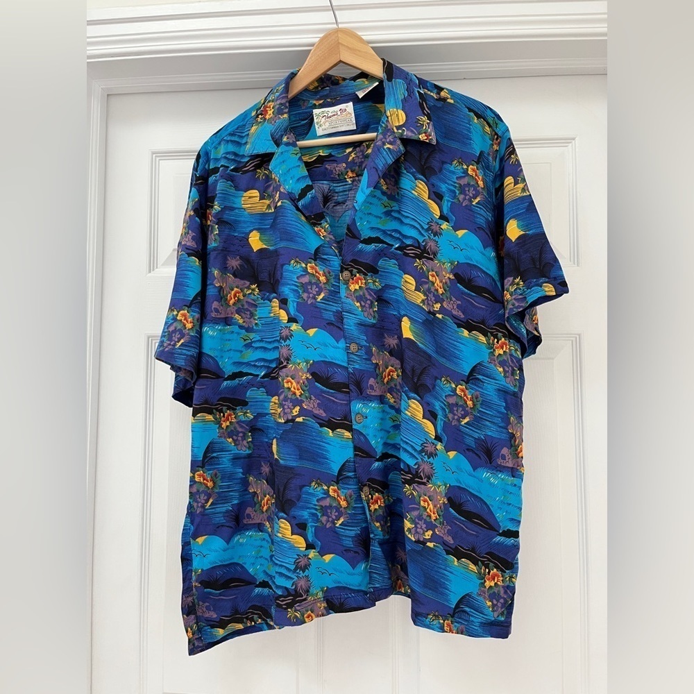 Thums Up men’s Hawaiian shirt size X-Large